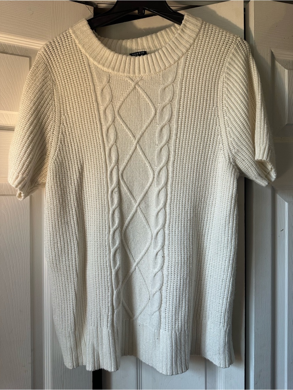 torrid Cream Cable-Knit Short Sleeve Sweater